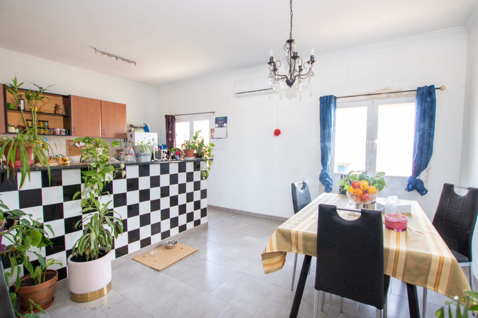 Casa con gran potencial de inversión y terraza panorámica en Callosa d'en Sarrià