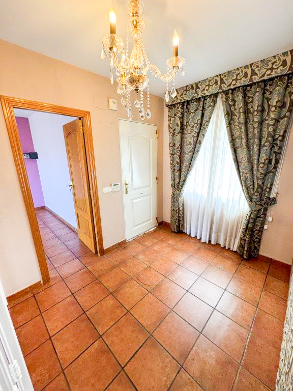 Villa de Luxe avec Spa et Espaces de Loisirs Exclusifs