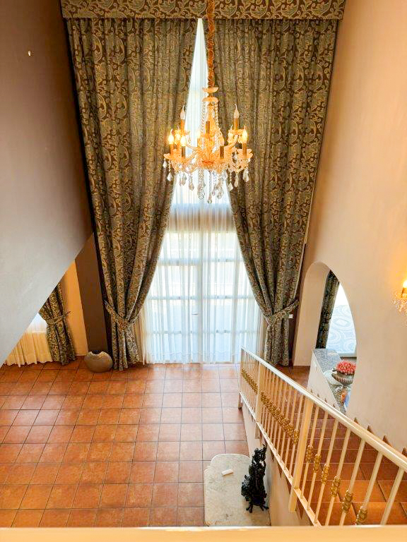 Villa de Luxe avec Spa et Espaces de Loisirs Exclusifs