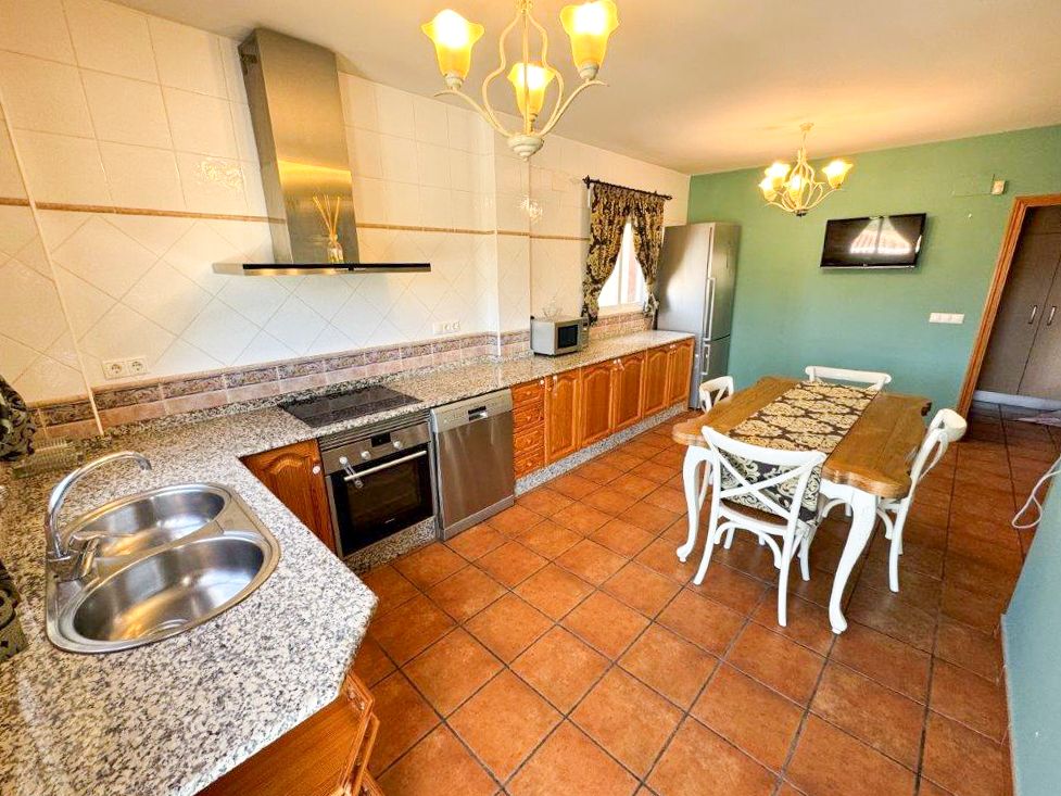 Villa de Luxe avec Spa et Espaces de Loisirs Exclusifs