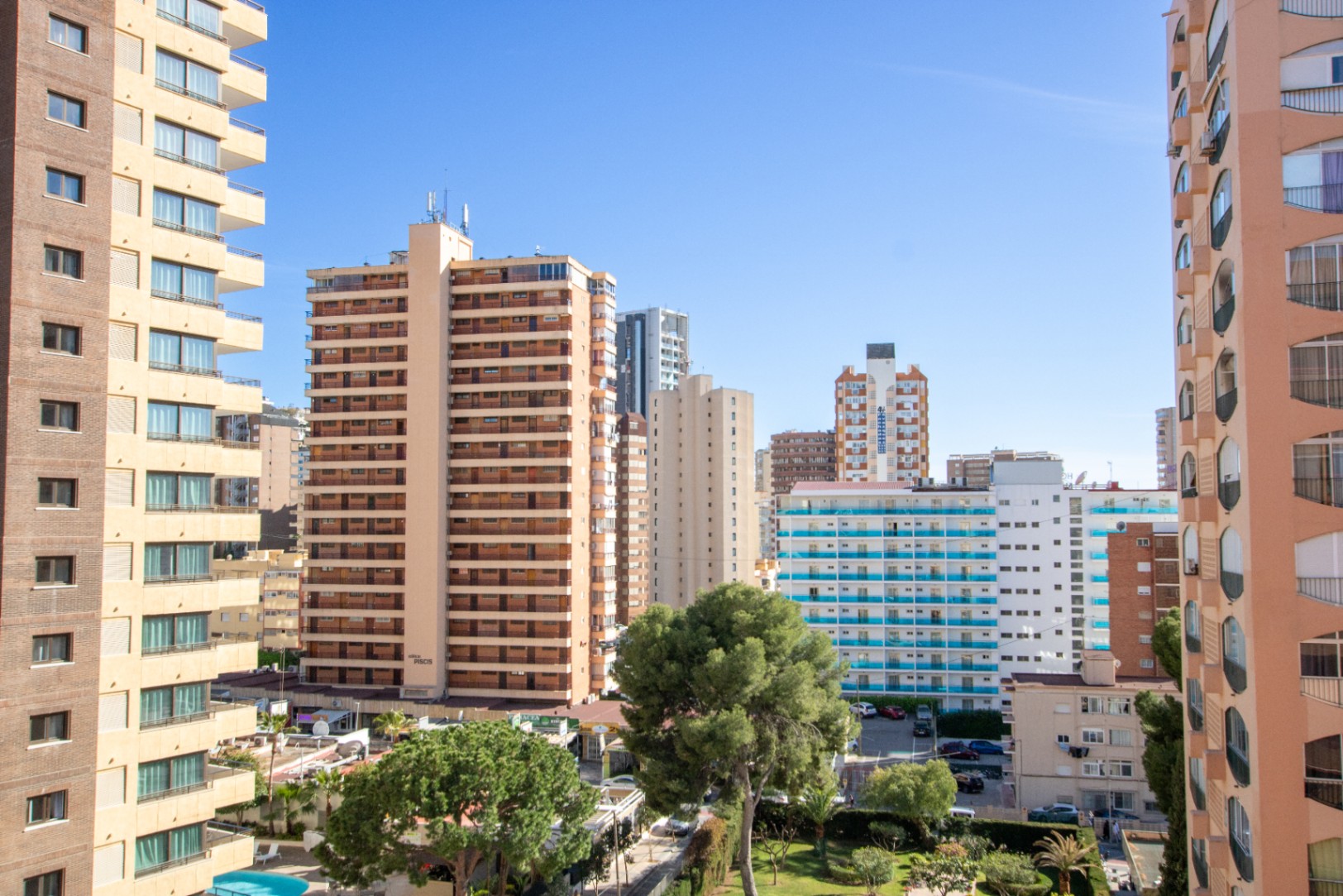 Piso con piscina en Benidorm