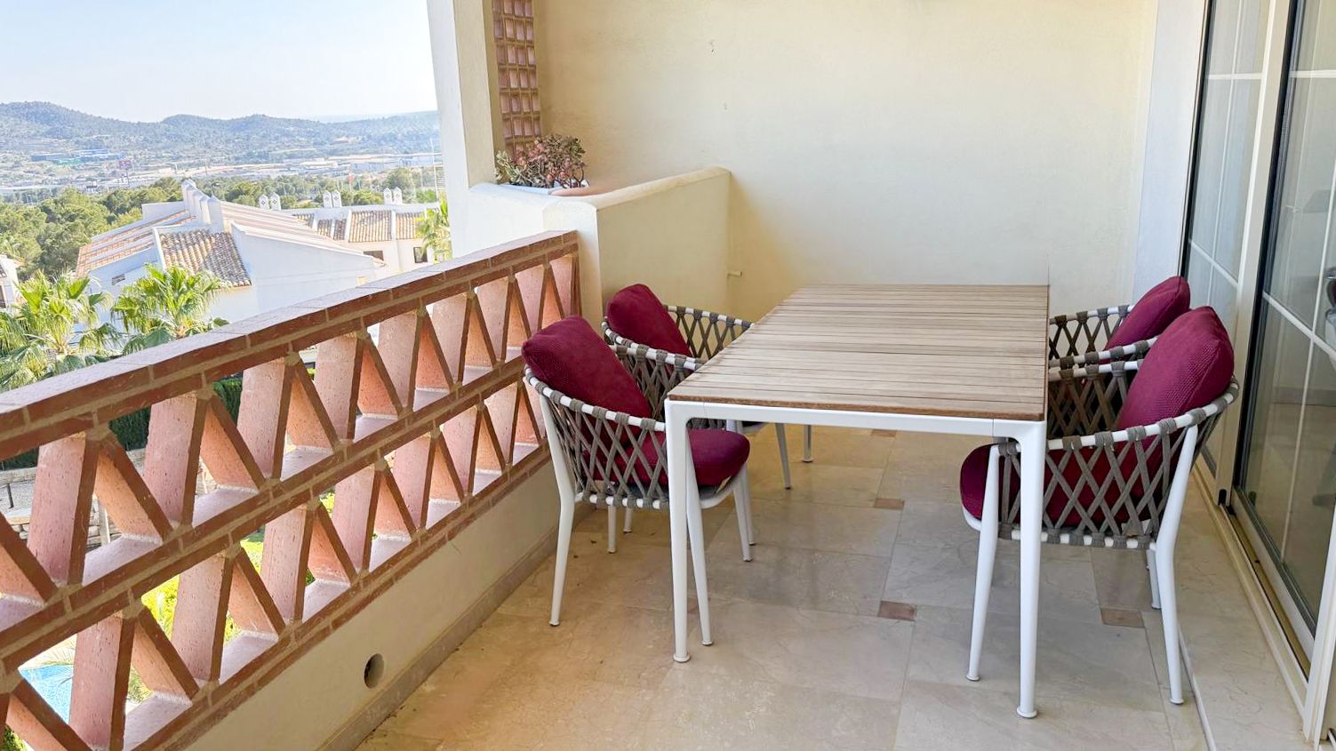 Utrolig Duplex til salgs i Bahía Golf
