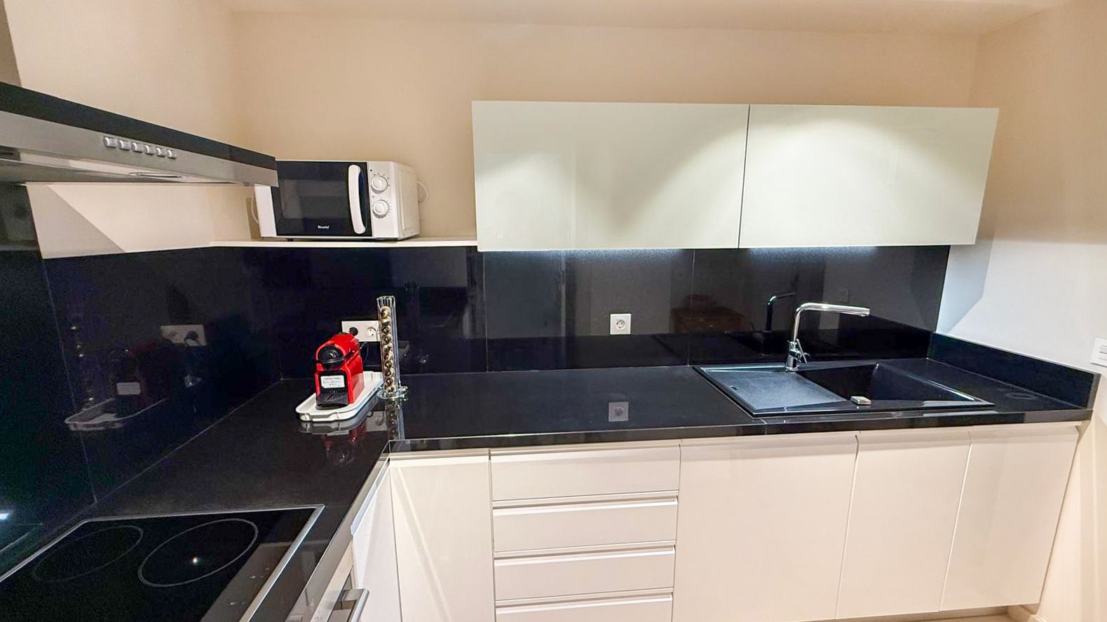 Utrolig Duplex til salgs i Bahía Golf