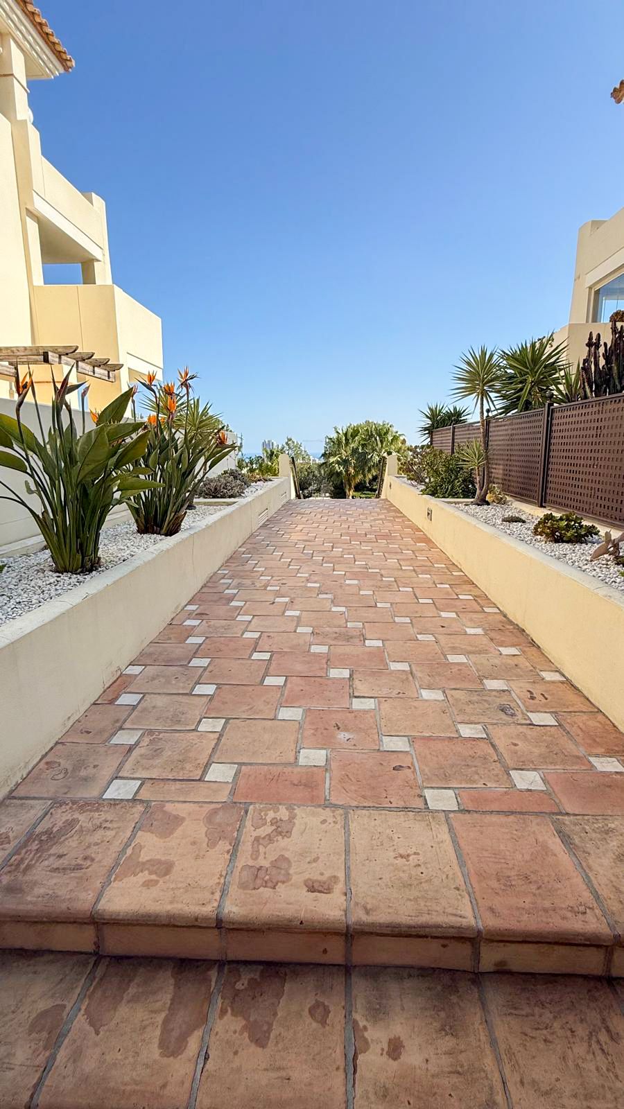 Utrolig Duplex til salgs i Bahía Golf
