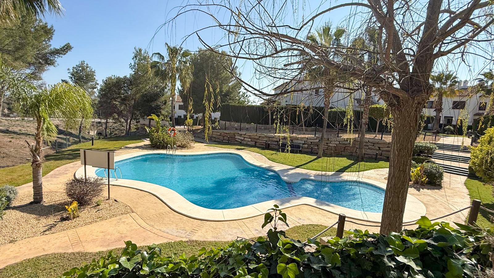 Utrolig Duplex til salgs i Bahía Golf