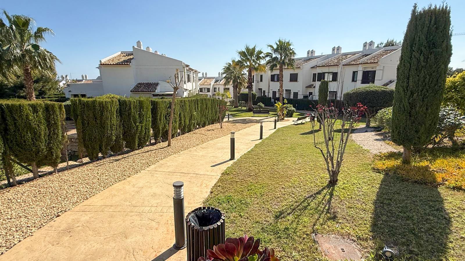 Utrolig Duplex til salgs i Bahía Golf