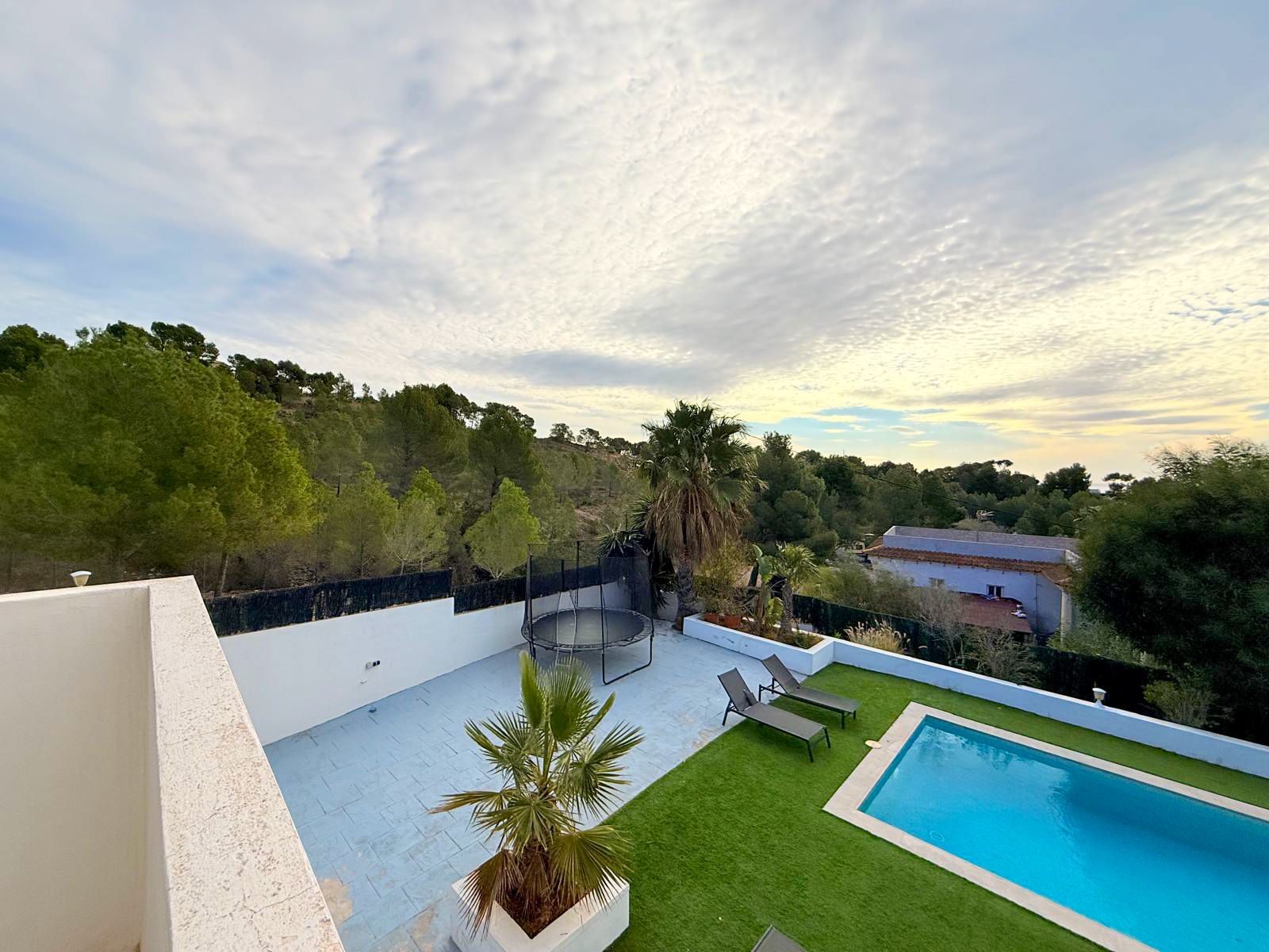 Exclusivo chalet independiente con parcela de 1.300 m² en Altea