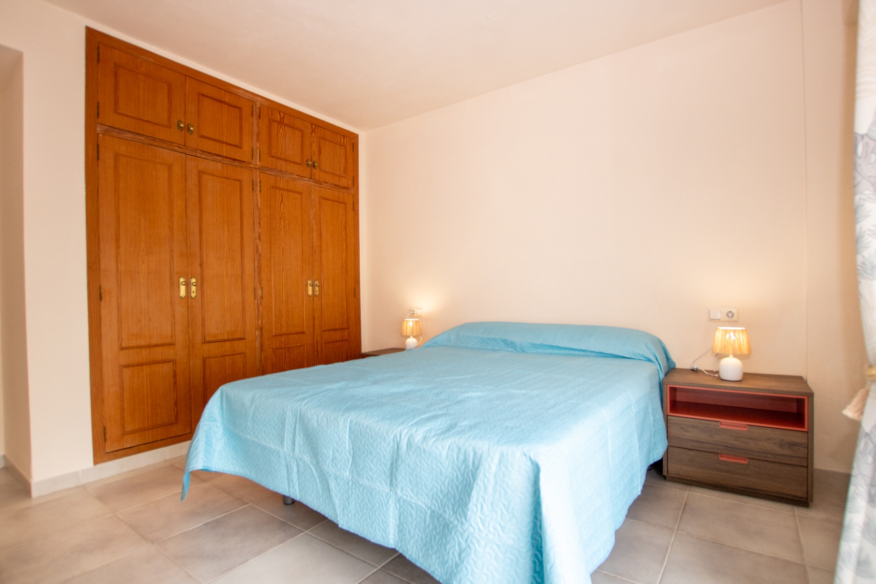 (RESERVADO) Espectacular piso en primera línea de Altea con vistas frontales al mar