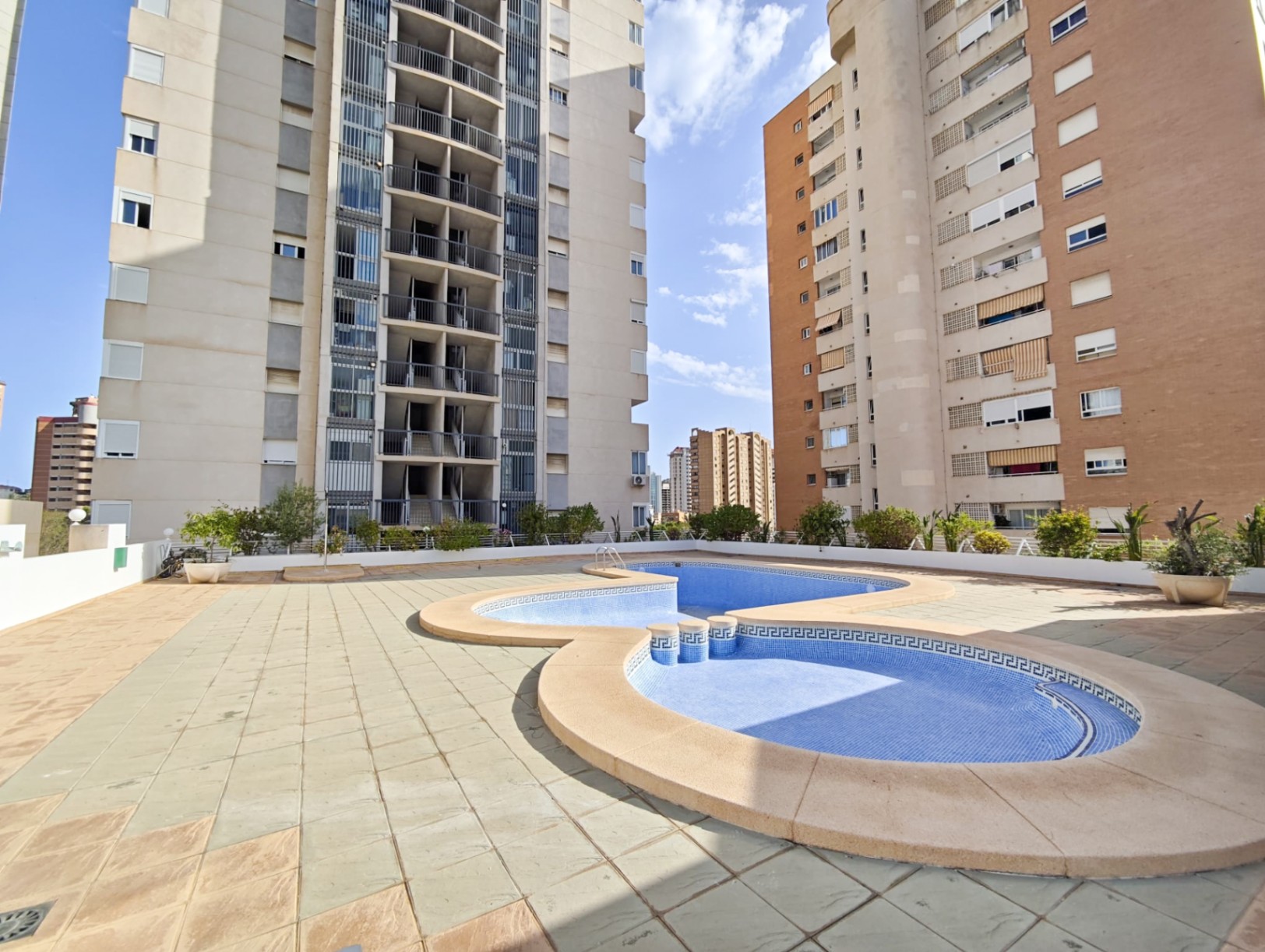 C-MAX-0050 - Fantástico apartamento frente al Hotel Bali - Benidorm