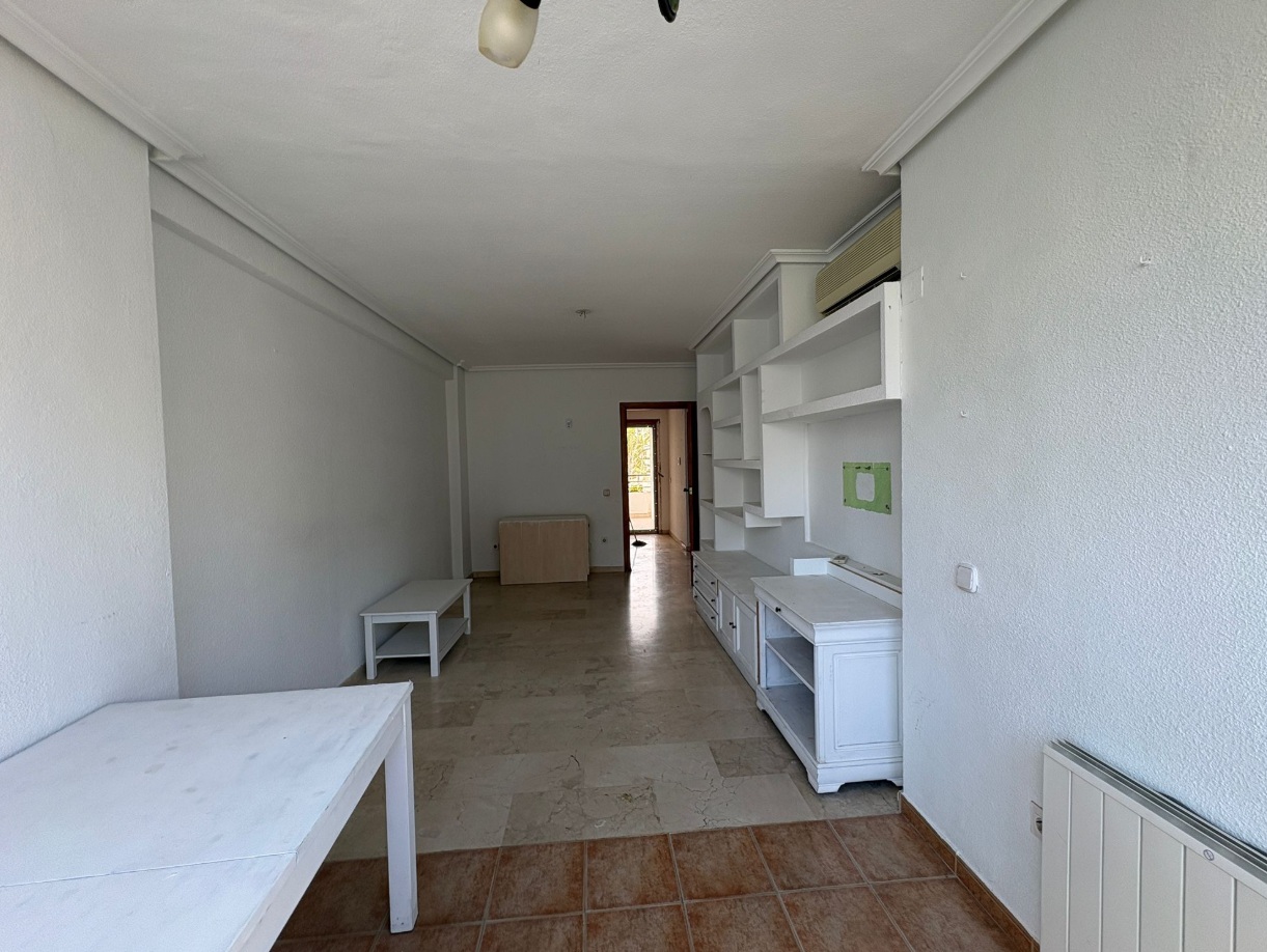 Piso con piscina en el núcleo urbano de L'Alfàs del Pi