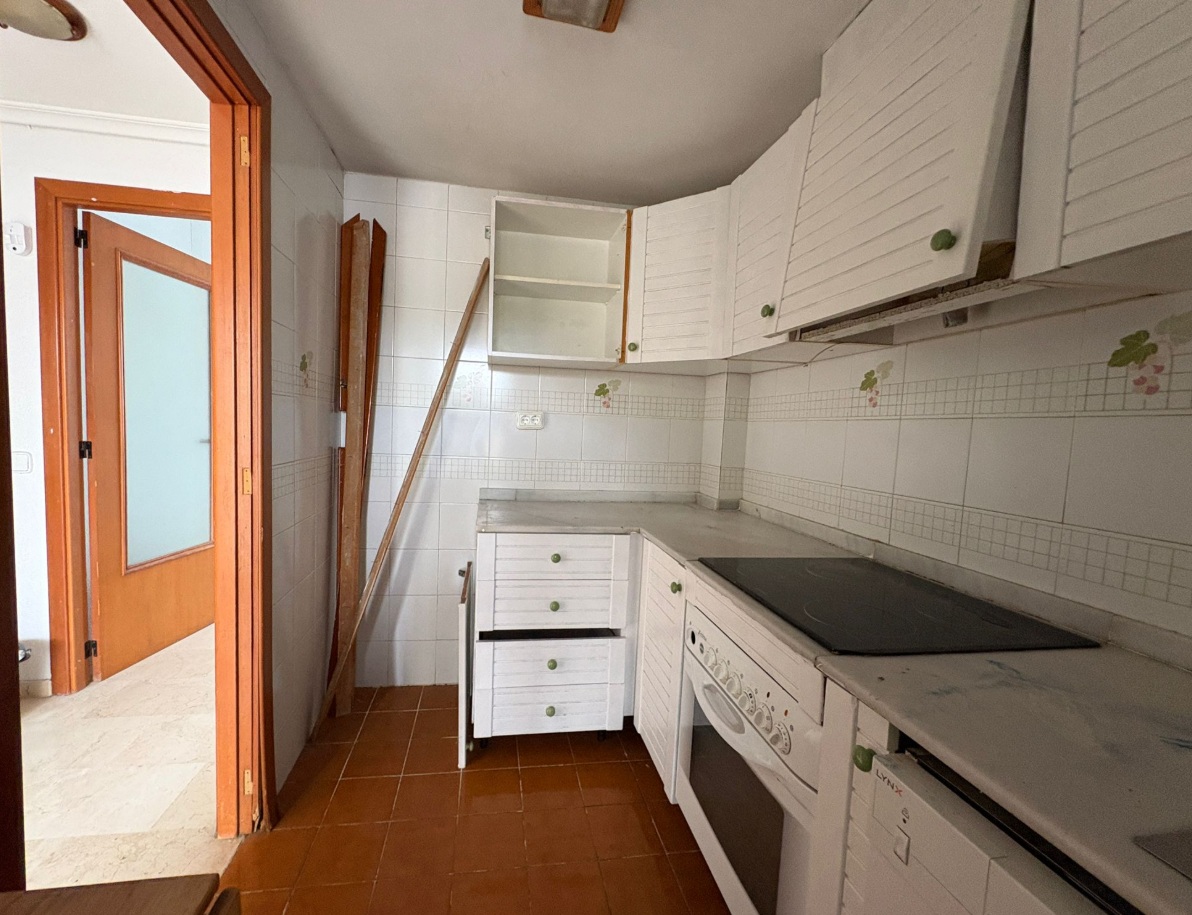 Piso con piscina en el núcleo urbano de L'Alfàs del Pi