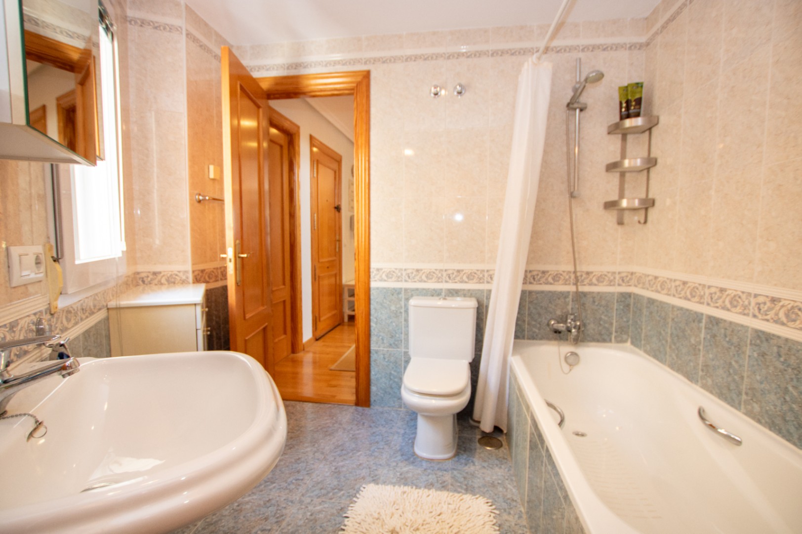 Spectacular penthouse with large terrace and panoramic views in Altea