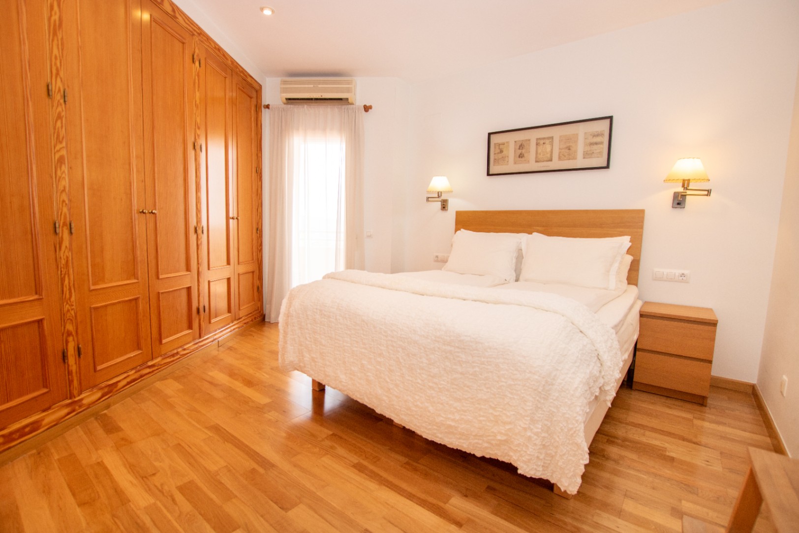 Spectacular penthouse with large terrace and panoramic views in Altea