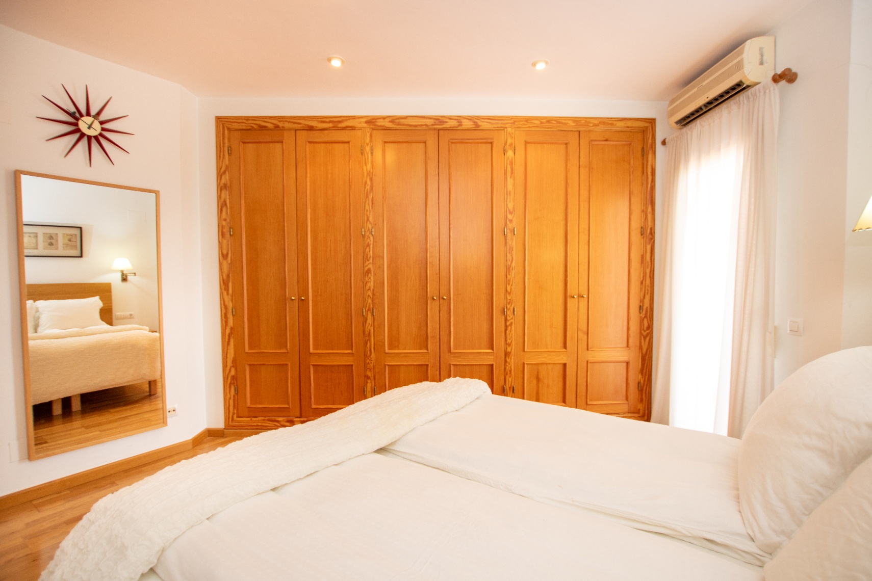 Spectacular penthouse with large terrace and panoramic views in Altea