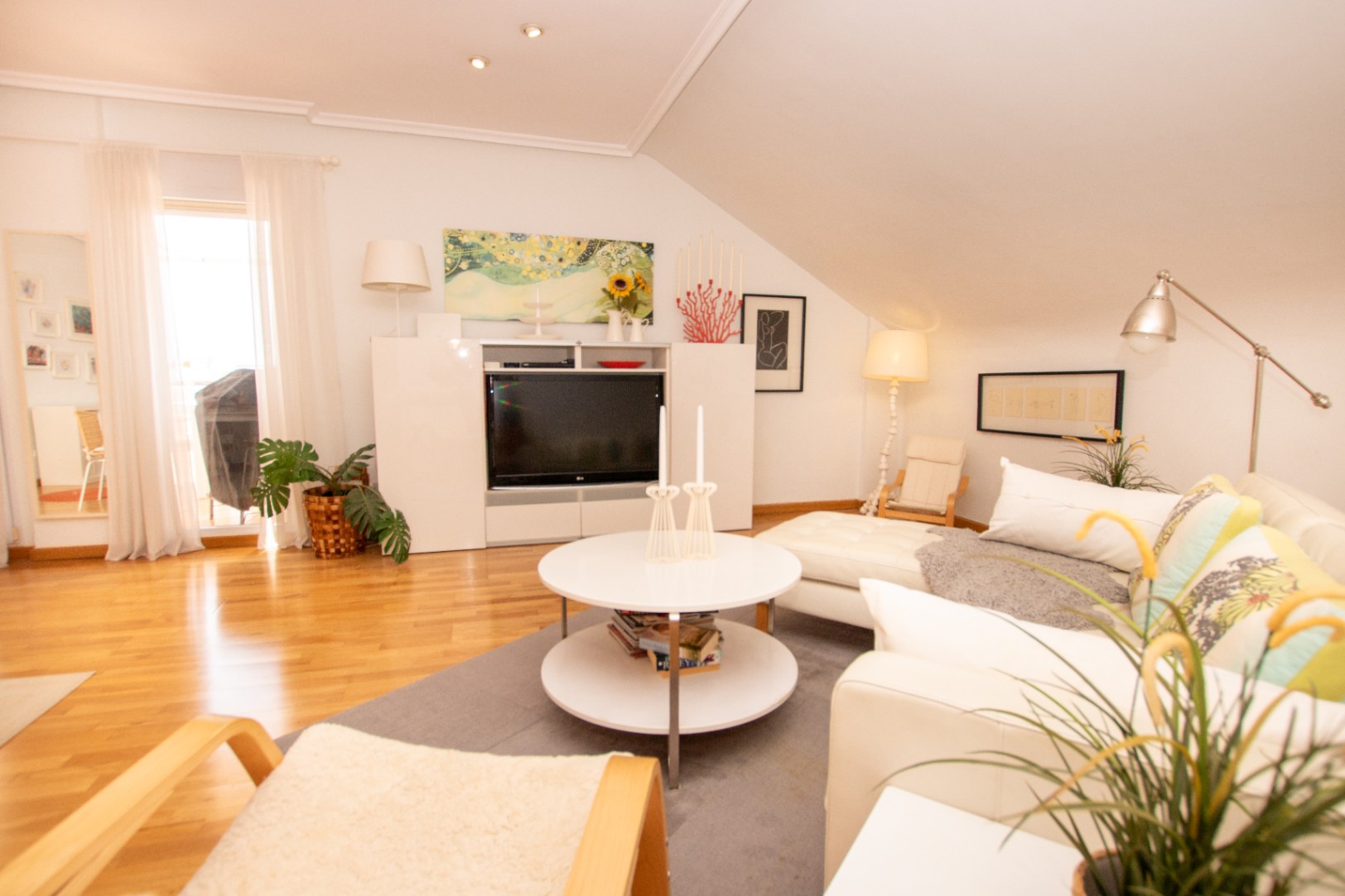 Spectacular penthouse with large terrace and panoramic views in Altea
