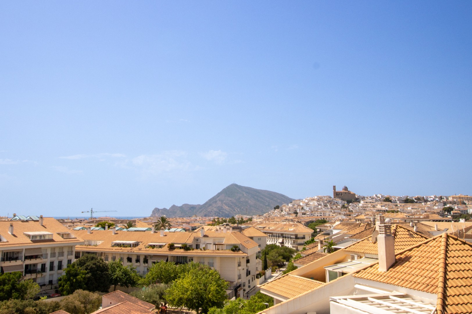 E-MAX-0026 - Spectacular penthouse with large terrace and panoramic views in Altea