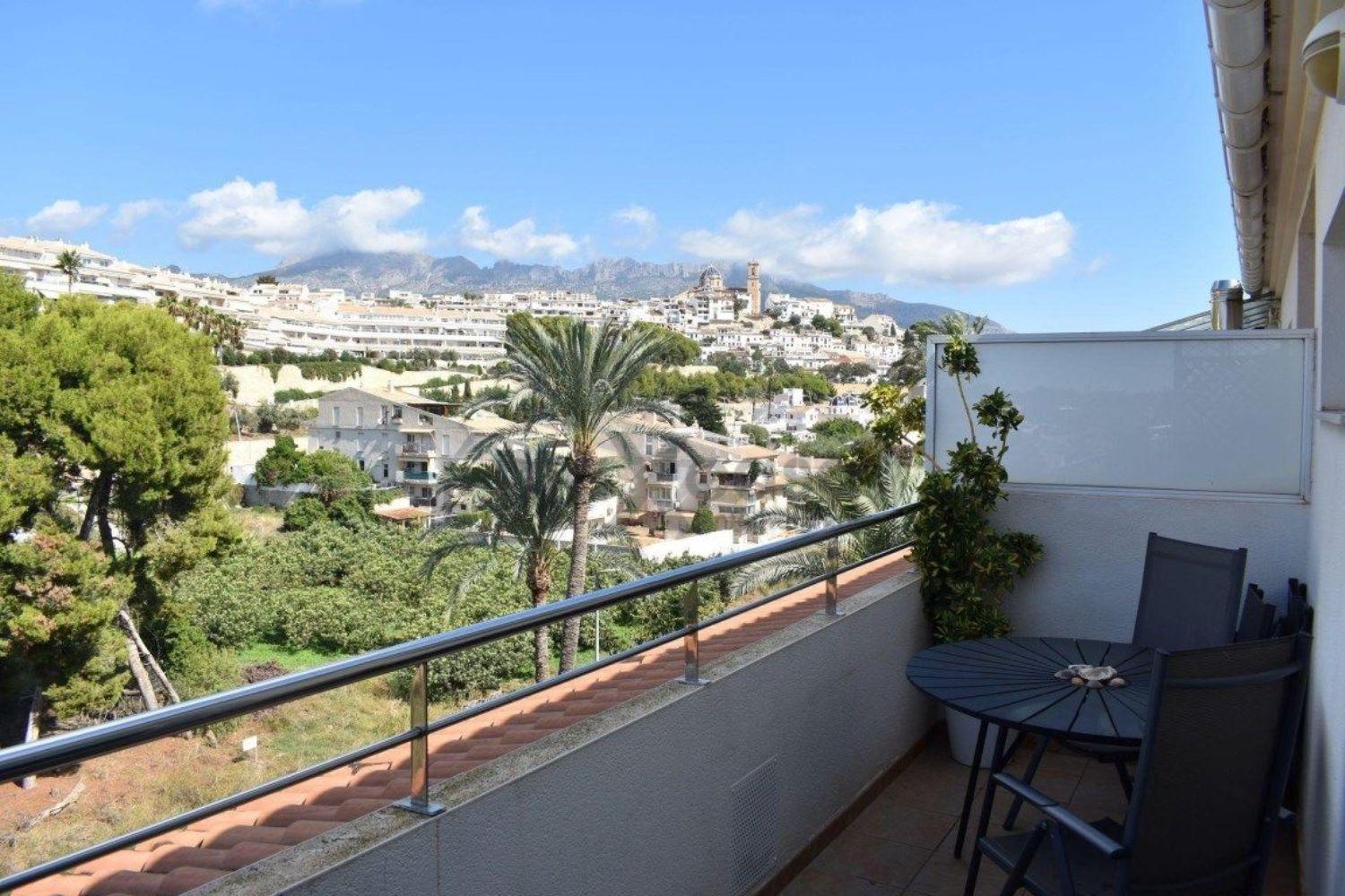 Fantástico ático en Altea primera línea