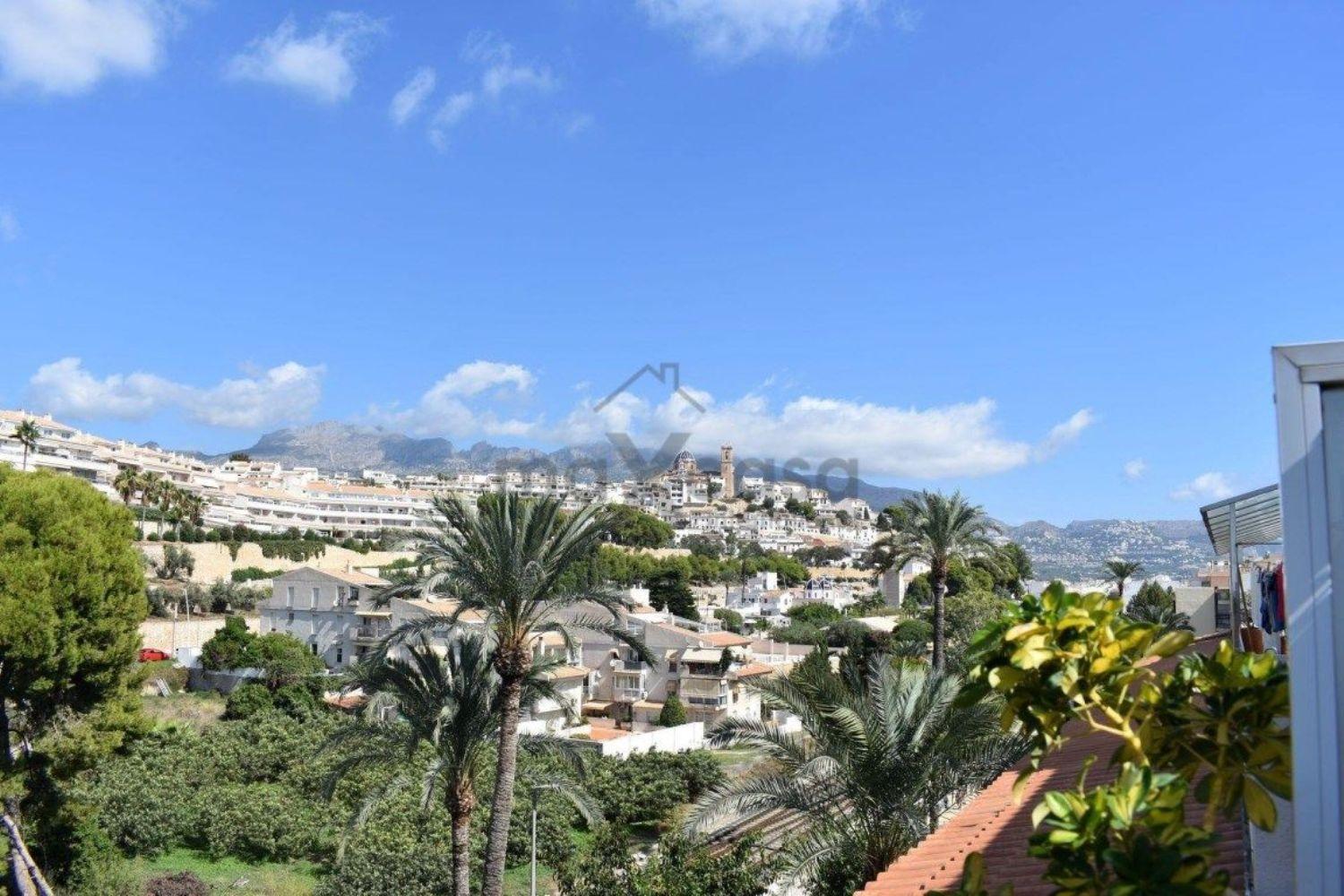 Fantástico ático en Altea primera línea